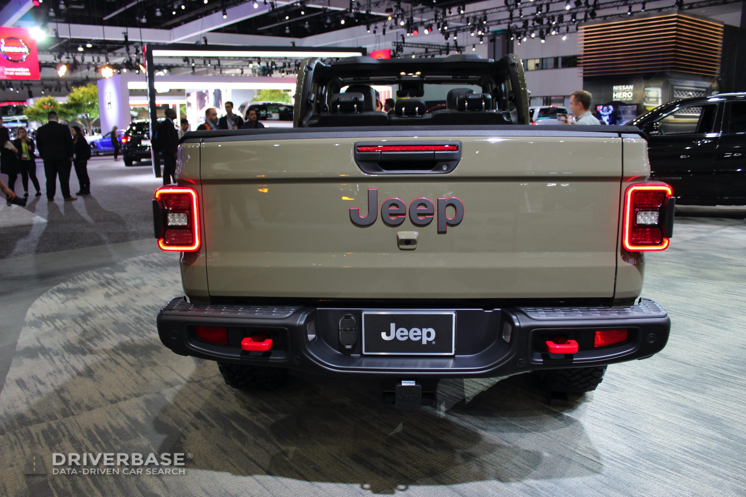 2020 Jeep Gladiator Rubicon at the 2019 Los Angeles Auto Show