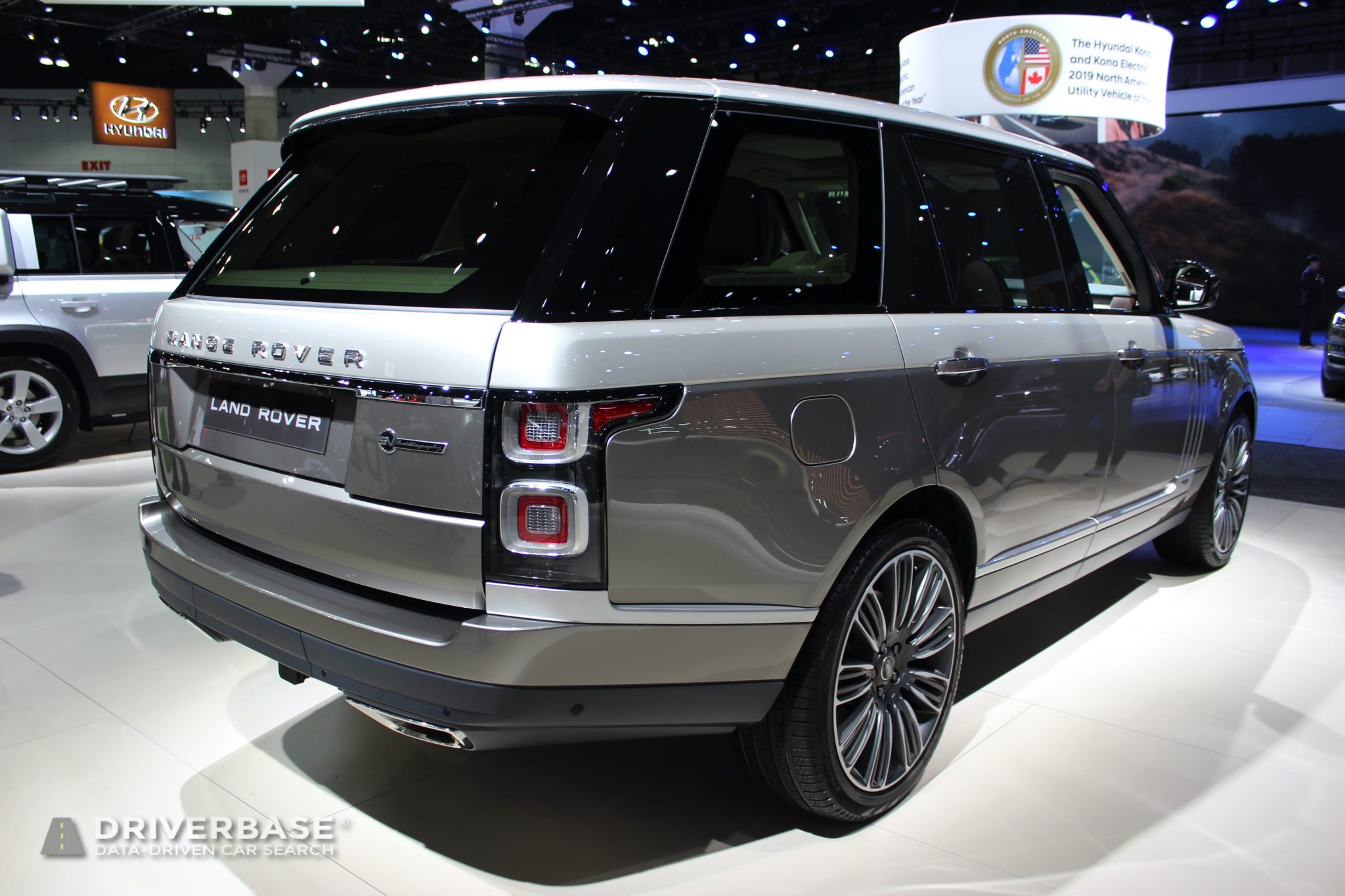 2020 Land Rover Range Rover at the 2019 Los Angeles Auto Show