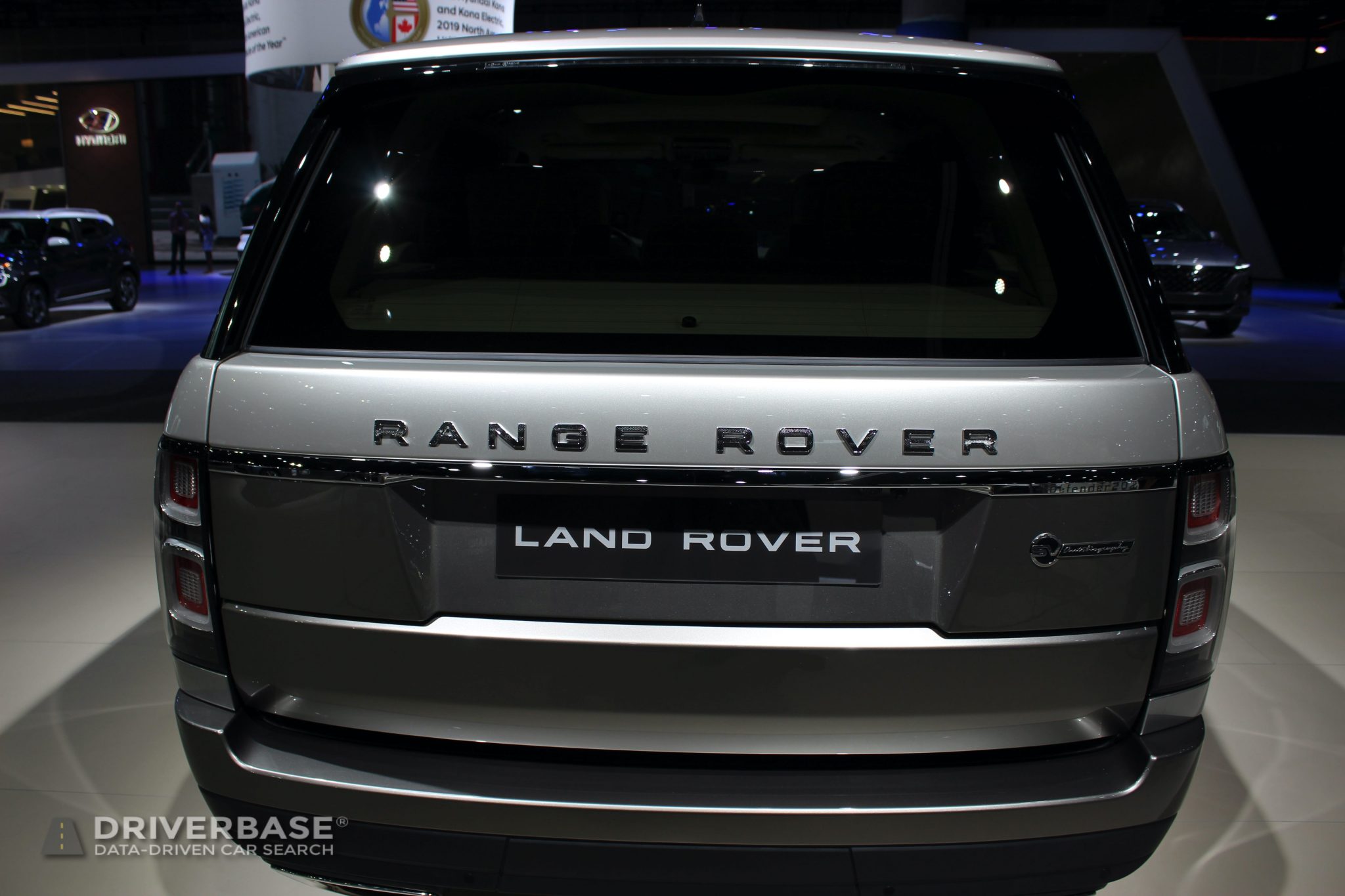 2020 Land Rover Range Rover at the 2019 Los Angeles Auto Show